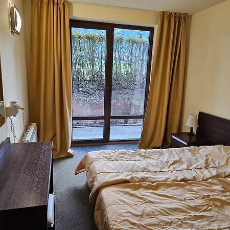 Апартаменти Terra Complex B4 - Private - Golf, Skiing & Бансько