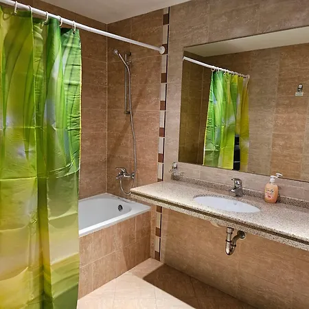 Апартаменти Terra Complex B4 - Private - Golf, Skiing & Бансько