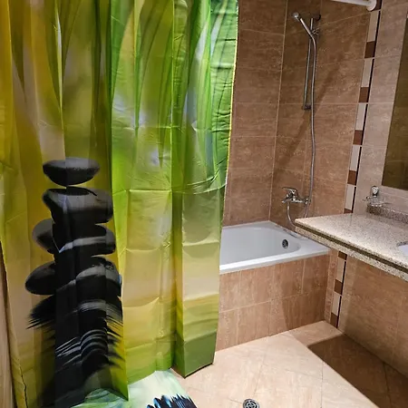 Terra Complex B4 - Private - Golf, Skiing & Апартаменты *