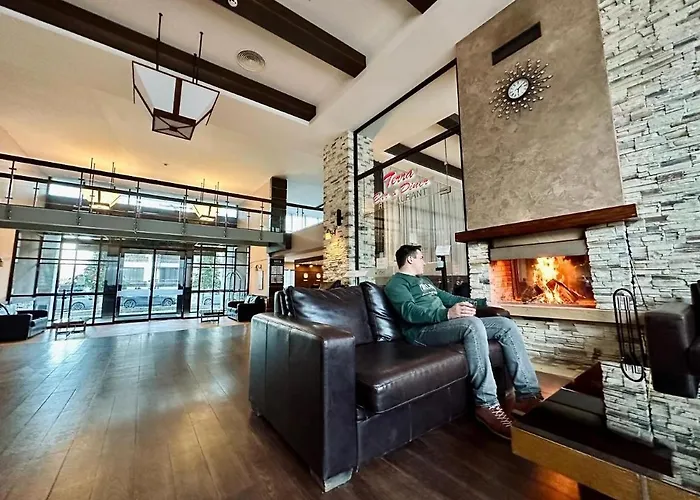 Terra Complex B4 - Private - Golf, Skiing & Apartment Bansko