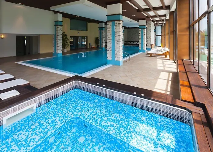 Terra Complex B4 - Private - Golf, Skiing & *