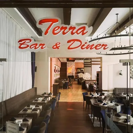 Terra Complex B4 - Private - Golf, Skiing & アパート